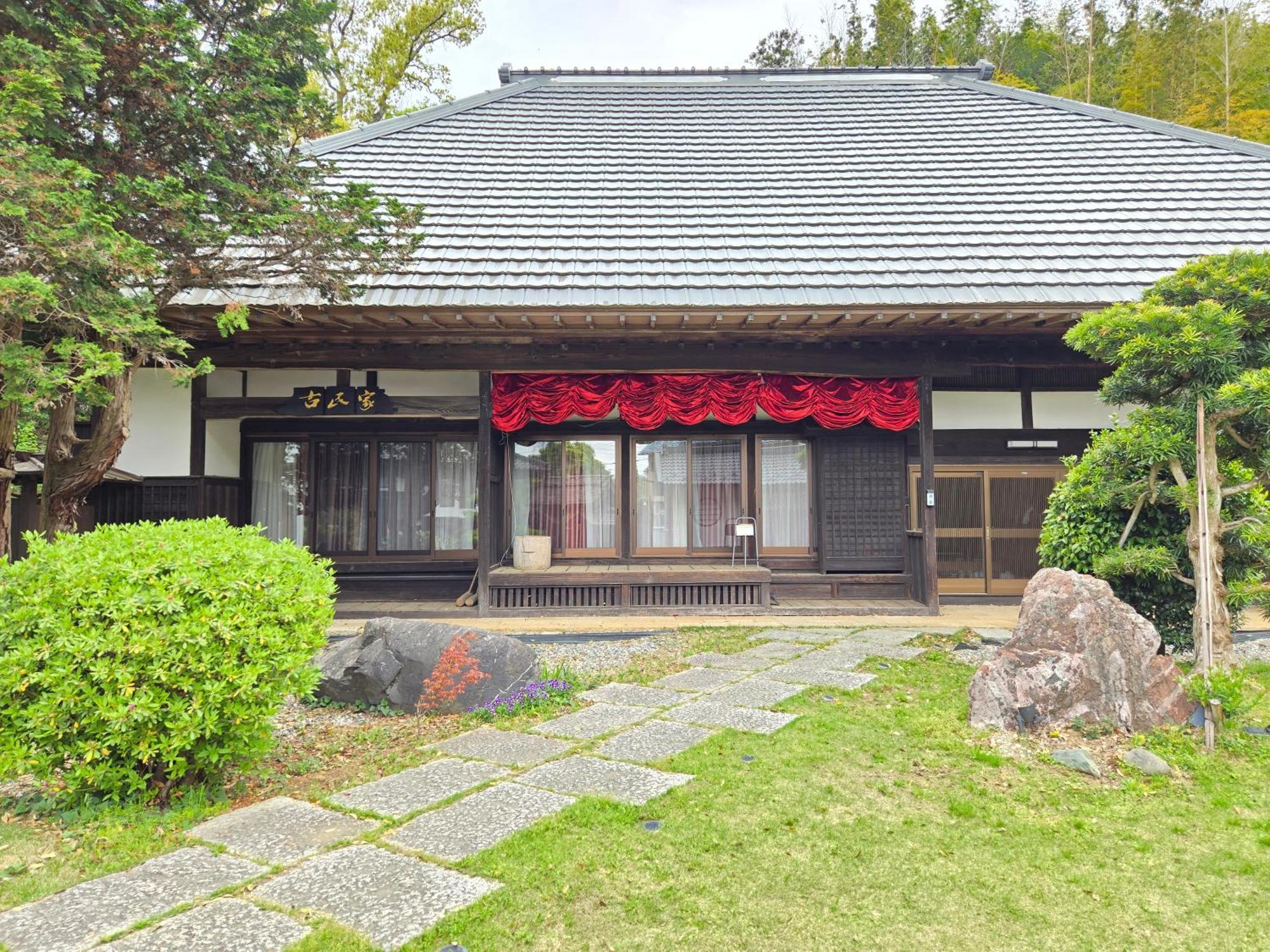 一宿一景一生縁-千葉県四街道店 Yotsukaido Экстерьер фото