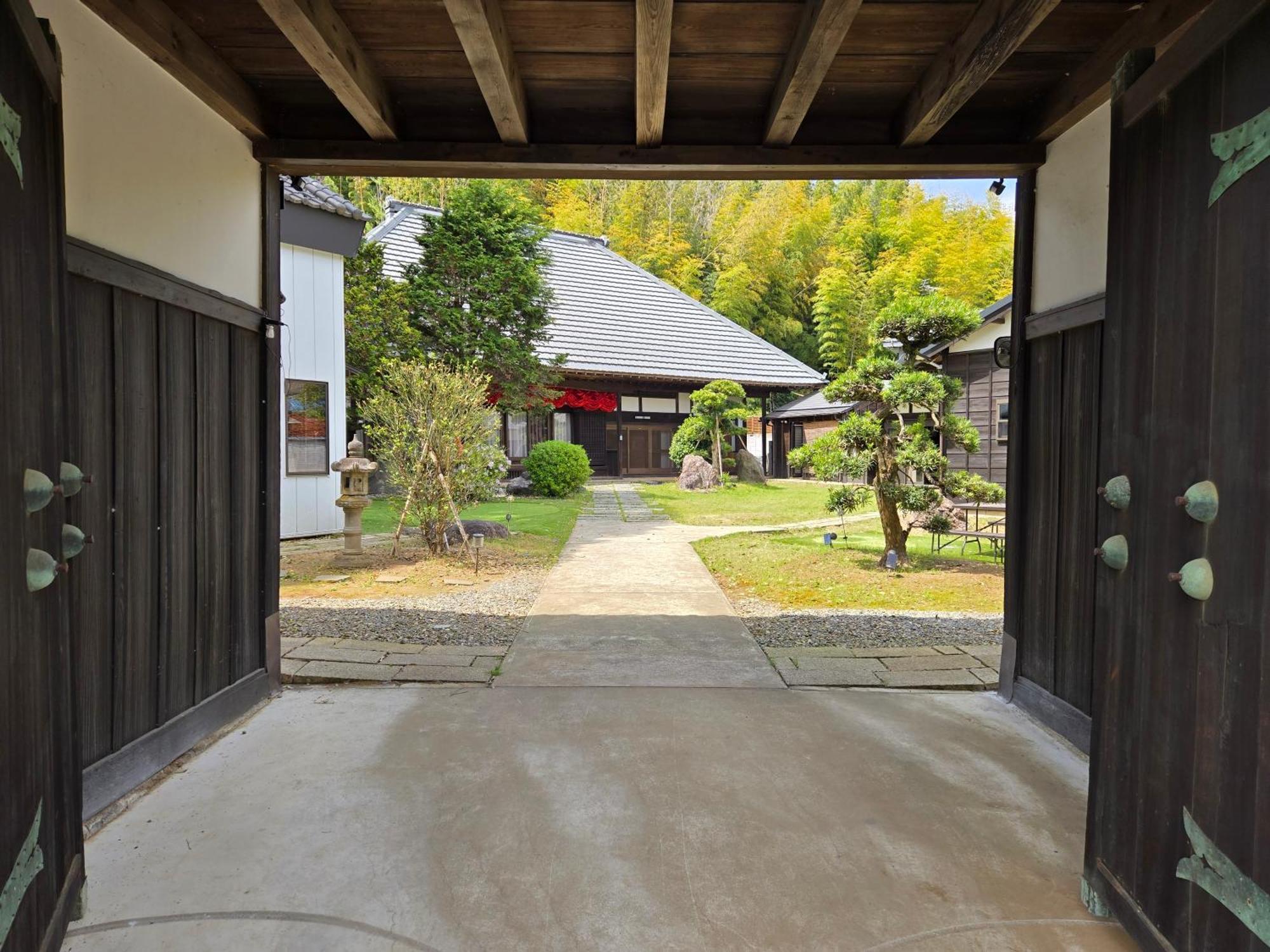 一宿一景一生縁-千葉県四街道店 Yotsukaido Экстерьер фото